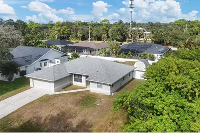 18388 Robinson Avenue, Port Charlotte, FL 33948 - Photo 38