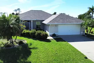 255 Medalist Rd, Rotonda West, FL 33947 - Photo 20
