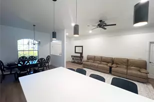 255 Medalist Rd, Rotonda West, FL 33947 - Photo 4