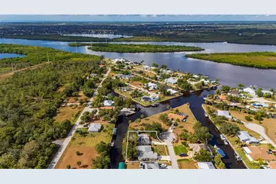 28427 Sabal Palm Drive, Punta Gorda, FL 33982 - Photo 2