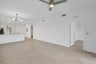 12180 Wellen Golf St, Venice, FL 34293 - Photo 4