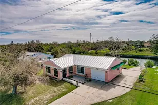 18406 Van Nuys Cir, Port Charlotte, FL 33948 - Photo 2