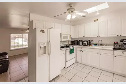 18406 Van Nuys Circle, Port Charlotte, FL 33948 - Photo 6