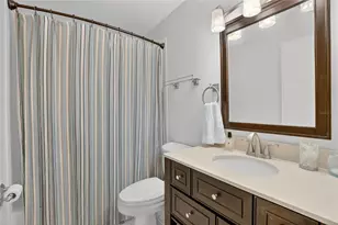 650 Pinellas Point Dr S, Saint Petersburg, FL 33705 - Photo 12