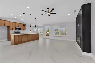 2247 Hamburg Ln, Punta Gorda, FL 33983 - Photo 4