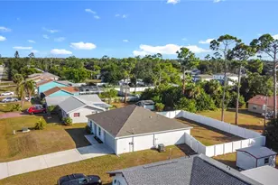 1049 Tropical Ave NW, Port Charlotte, FL 33948 - Photo 4