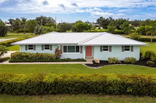 405 W Charlotte Ave, Punta Gorda, FL 33950 - Photo 1