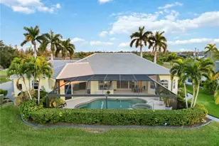 15490 Seafoam Cir, Port Charlotte, FL 33981 - Photo 4