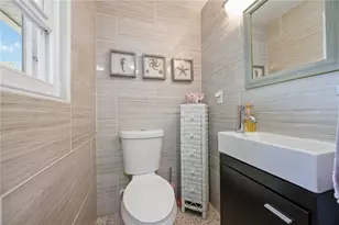 4909 Lemon Bay Dr, Venice, FL 34293 - Photo 36