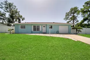 881 Polaris Rd, Venice, FL 34293 - Photo 2