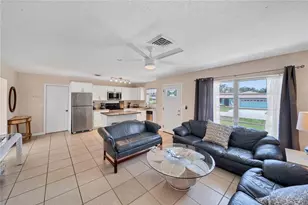 881 Polaris Rd, Venice, FL 34293 - Photo 6