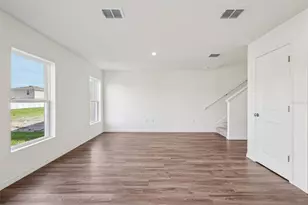 2028 Golden Beak Dr, Eagle Lake, FL 33839 - Photo 10