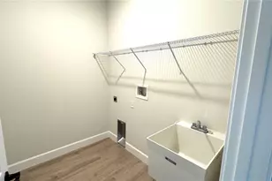 4884 Kiska Rd, North Port, FL 34288 - Photo 8