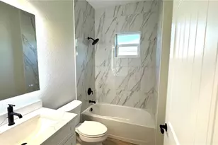 4884 Kiska Rd, North Port, FL 34288 - Photo 10