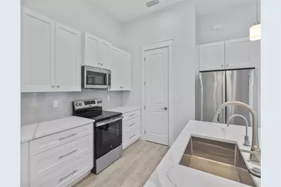 2098 Manheim Avenue, North Port, FL 34286 - Photo 16