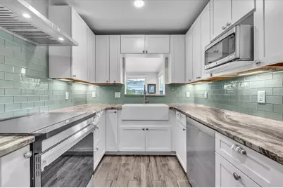 904 Inlet Circle, Venice, FL 34285 - Photo 16