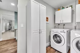 904 Inlet Cir, Venice, FL 34285 - Photo 54