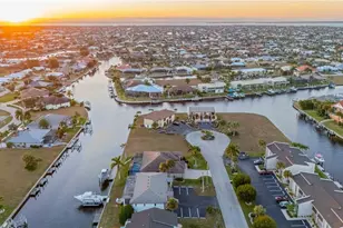 1432 Mediterranean Dr, Punta Gorda, FL 33950 - Photo 14