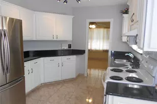 3052 Collingswood Blvd, Port Charlotte, FL 33948 - Photo 8