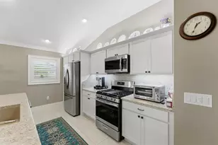 2737 Ava St, The Villages, FL 32163 - Photo 8