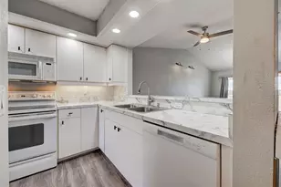 5800 Sabal Trace Dr, North Port, FL 34287 - Photo 18