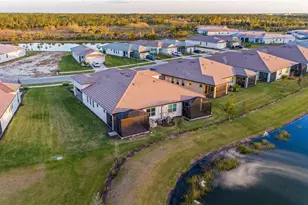 11247 Boundless Ter, Venice, FL 34293 - Photo 10