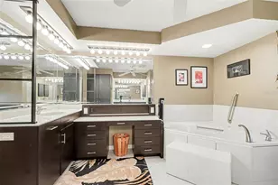 100 Colony Point Dr, Punta Gorda, FL 33950 - Photo 18