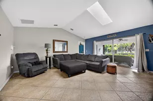 36 Bunker Ln, Rotonda West, FL 33947 - Photo 6