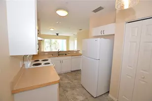 19385 Water Oak Dr, Port Charlotte, FL 33948 - Photo 12