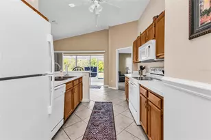 13412 SW Pembroke Cir N, Lake Suzy, FL 34269 - Photo 18