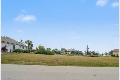 1247 Pine Siskin Drive, Punta Gorda, FL 33950 - Photo 2