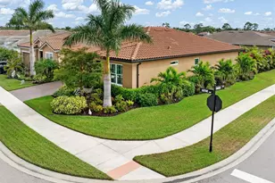 11819 Sistine Ln, Venice, FL 34293 - Photo 2