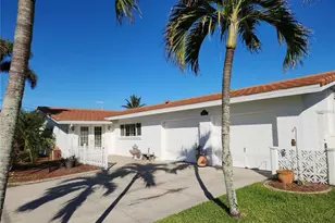 2215 Palm Tree Dr, Punta Gorda, FL 33950 - Photo 2