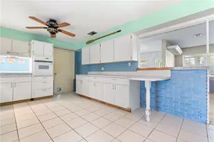 3333 Wisteria Pl, Punta Gorda, FL 33950 - Photo 10