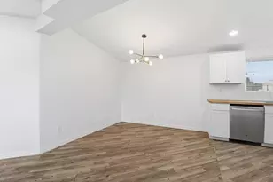 111 Francis Dr NE, Port Charlotte, FL 33952 - Photo 10