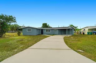 111 Francis Dr NE, Port Charlotte, FL 33952 - Photo 28