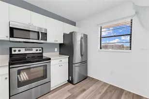 175 Kings Hwy, Punta Gorda, FL 33983 - Photo 6