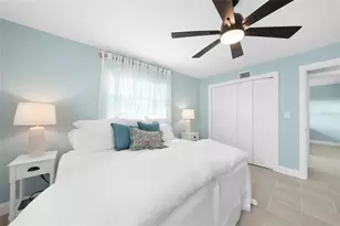 46 Oakland Hills Ct, Rotonda West, FL 33947 - Photo 16