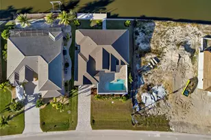 15060 Aquarius Cir, Port Charlotte, FL 33981 - Photo 40