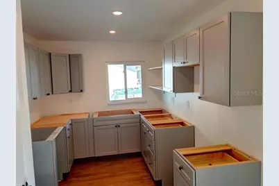 603 61st Avenue Terrace E #605, Bradenton, FL 34203 - Photo 2