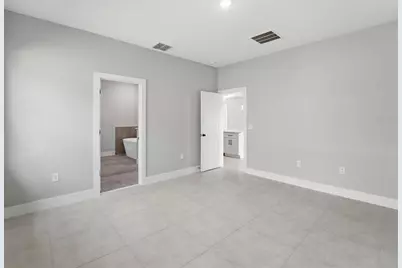 21460 Dawson Avenue, Port Charlotte, FL 33952 - Photo 16