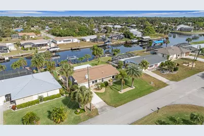 18174 Bracken Circle, Port Charlotte, FL 33948 - Photo 46