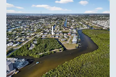 631 Tahiti Court, Punta Gorda, FL 33950 - Photo 30