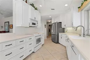 221 Di Vinci Dr, Punta Gorda, FL 33950 - Photo 8