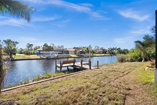 8306 Santa Cruz Dr, Port Charlotte, FL 33981 - Photo 4