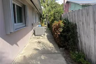27511 Cleveland Ave, Punta Gorda, FL 33982 - Photo 58