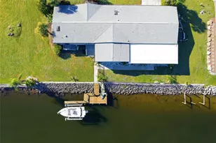 4190 Pelican Pointe Dr, Punta Gorda, FL 33950 - Photo 8