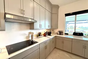 17510 Jadestone Ct, Venice, FL 34293 - Photo 4