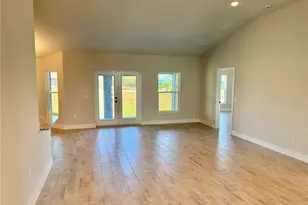 9227 Newnan Cir, Port Charlotte, FL 33981 - Photo 8