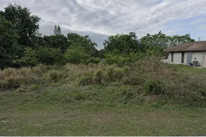 165 Chatham Street NW, Port Charlotte, FL 33952 - Photo 2